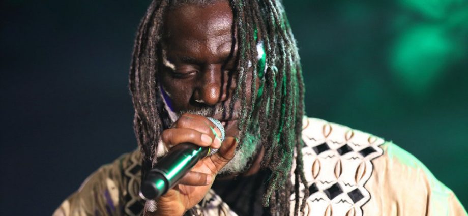 Tikenjahfakoly ElyséeMontmartre ElodieRoy 14112019 14 920x425 - Tiken Jah Fakoly - Elysée Montmartre - 14/11/2019