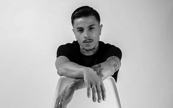 thumbnail Yanns Photo Promo 3 1 683x425 - Yanns : "Tout le monde peut s'identifier à travers ma musique" (Interview)