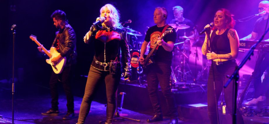 958A8352 DxO 1 920x425 - Kim Wilde à La Cigale