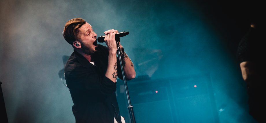 tom walker 3587 2 920x425 - OneRepublic au Zenith de Paris