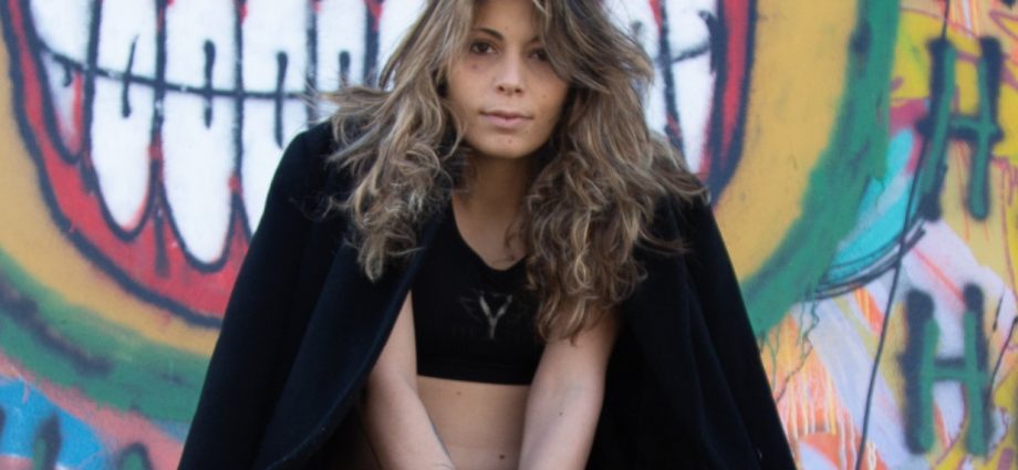 IMG 1857 1 920x425 - "A Deux", le nouveau single de Ylana