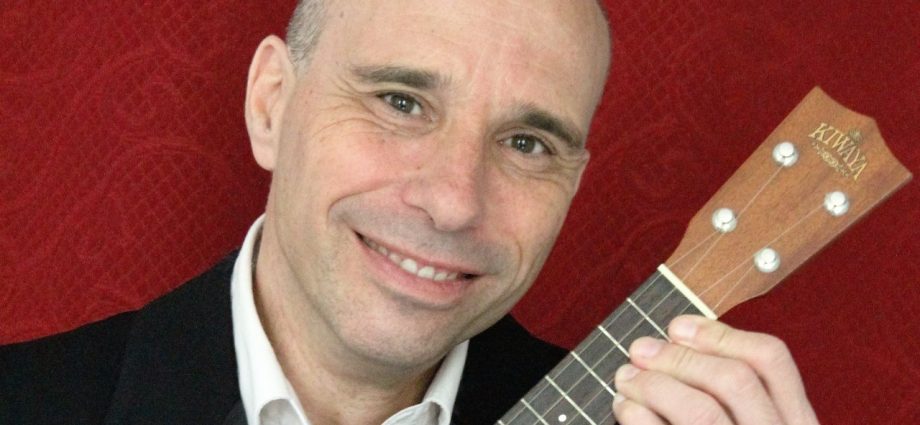 photo2 1 920x425 - Laurent Touceul en total acoustique dans son nouvel EP J'irai...
